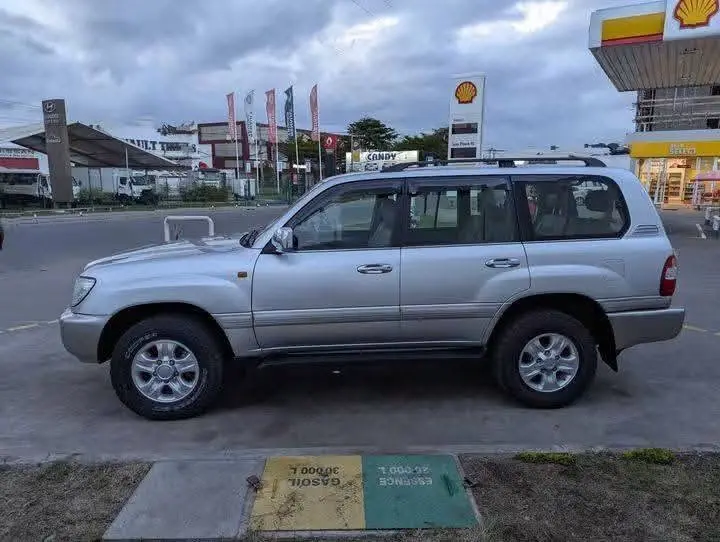 Toyota LAND CRUISER HDJ 100 VX (PHASE 2)