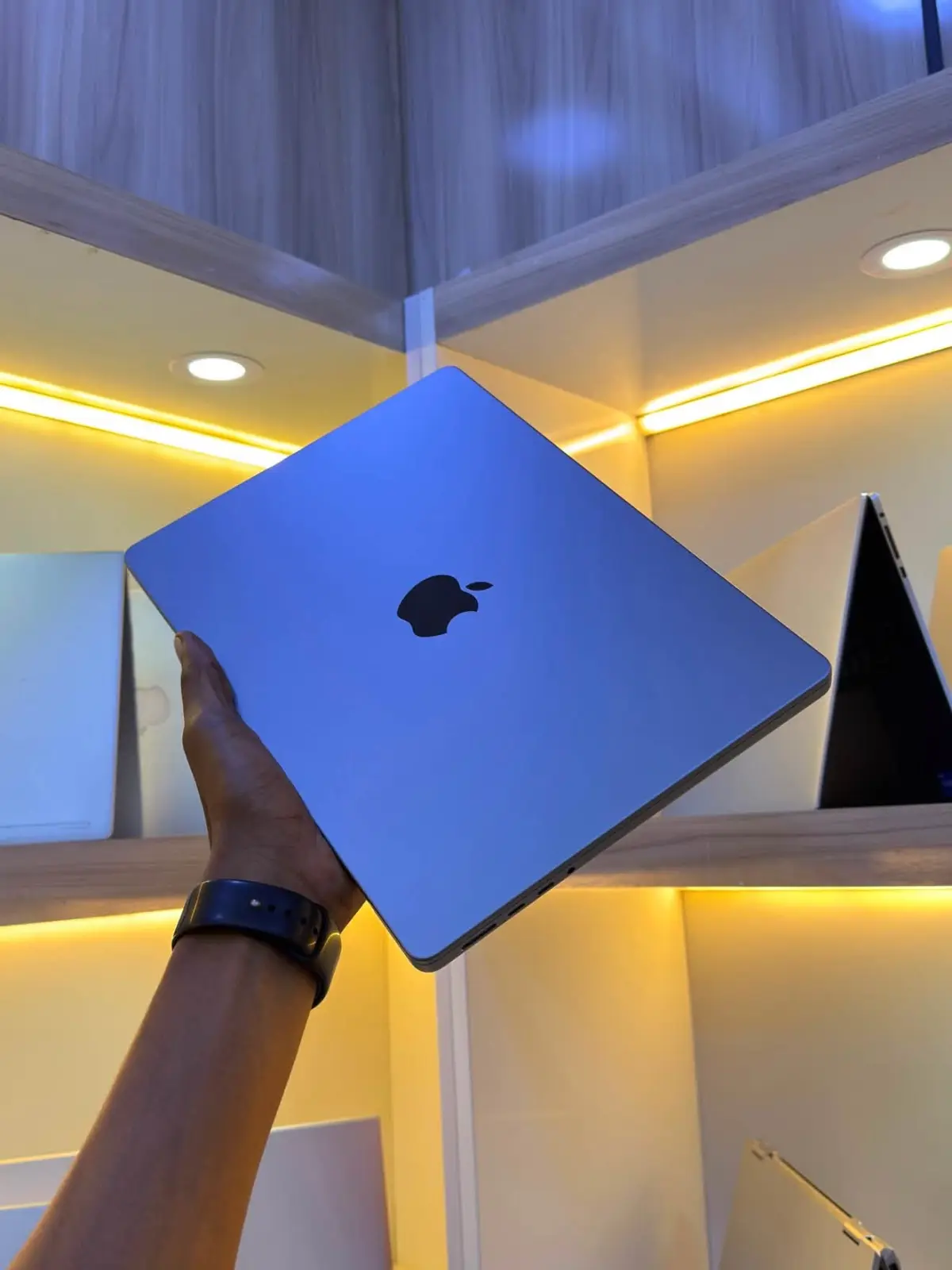 MACBOOK À PETIT PRIX !